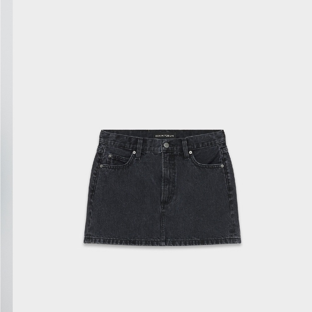 Aritzia black denim skirt